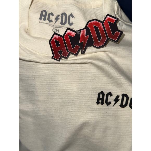 AC/DC Back in Black Concert T-Shirt, Women's Size S - Picture 5 of 5
